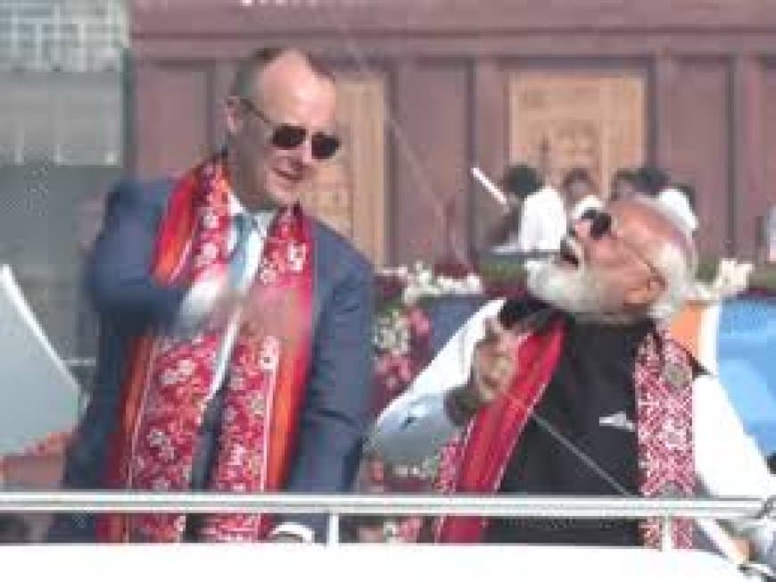 अहमदाबाद में पीएम मोदी और जर्मन चांसलर फ्रेडरिक मर्ज: पतंगों के संग कूटनीति की नई उड़ान
