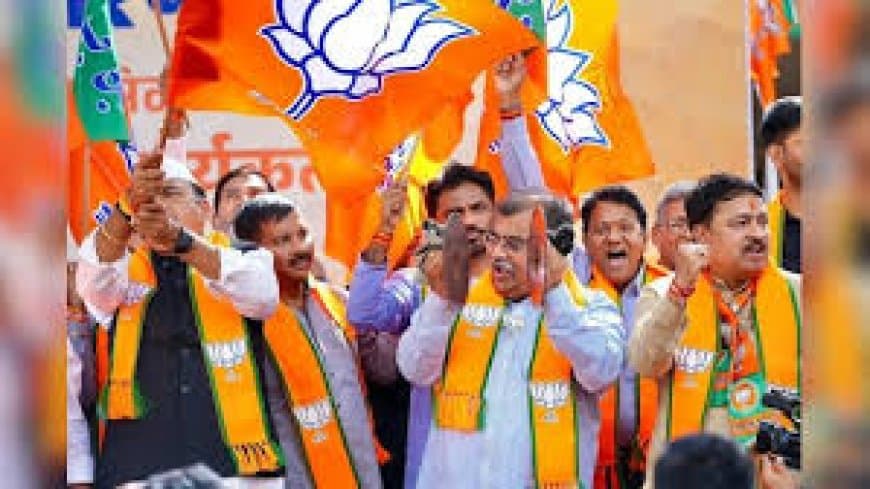 महाराष्ट्र निकाय चुनाव परिणाम 2026: 29 में से 23 निगमों में भाजपा गठबंधन की जीत, बीएमसी में भी बहुमत के करीब 'महायुति'