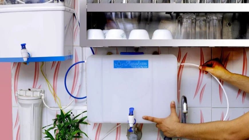 इंदौर... पानी से डरी टीम इंडिया...लाखों का वाटर प्यूरीफायर लेकर पहुंचे गिल