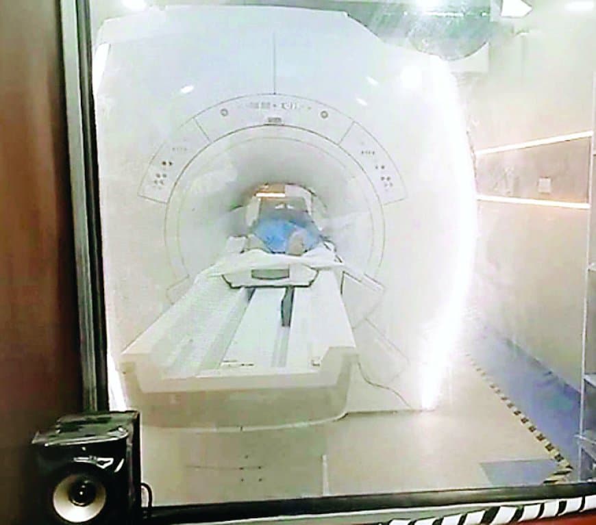 रीवा सुपर स्पेशलिटी में 13 करोड़ की एमआरआई ठप, मरीज जांच को भटकने मजबूर