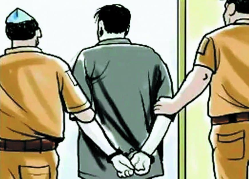 सराफा व्यापारी से लूट का खुलासा, एक बदमाश गिरफ्तार, नौ लाख के जेवर बरामद