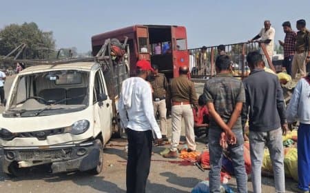 मध्यप्रदेश: मजदूरों से भरी पिकअप ओवरब्रिज से नीचे गिरी, तीन की मौत