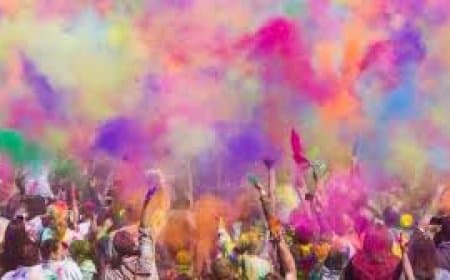 होली: सीमाओं से परे एक उत्सव