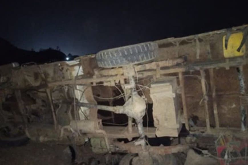 बड़वानी हादसा: मुंबई-आगरा हाईवे पर पिकअप और बाइक की टक्कर में 3 की मौत, 2 गंभीर