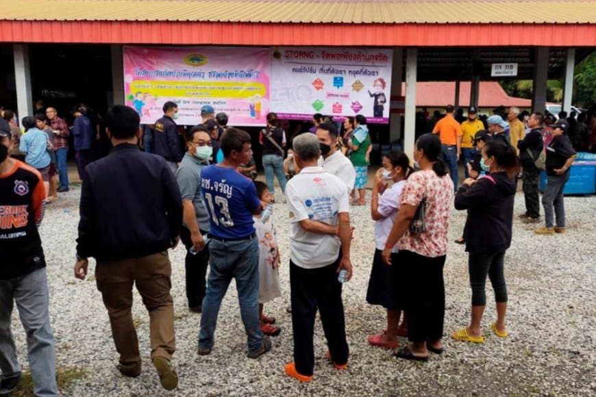 थाईलैंड मास शूटिंग: पूर्व पुलिसकर्मी ने डे-केयर में मचाया कत्लेआम, 22 बच्चों सहित 34 की मौत