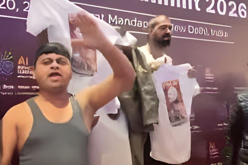 भारत मंडपम में हंगामा: AI समिट में यूथ कांग्रेस का 'शर्टलेस' प्रदर्शन, पीयूष गोयल का राहुल गांधी पर करारा हमला