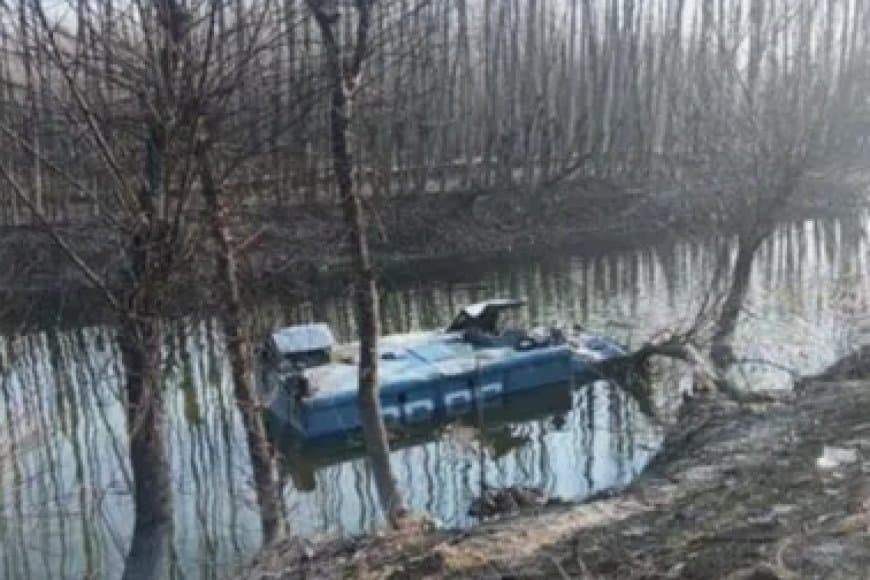 श्रीनगर: नहर में गिरी सेना की गाड़ी,  सीआरपीएफ के सात जवान घायल