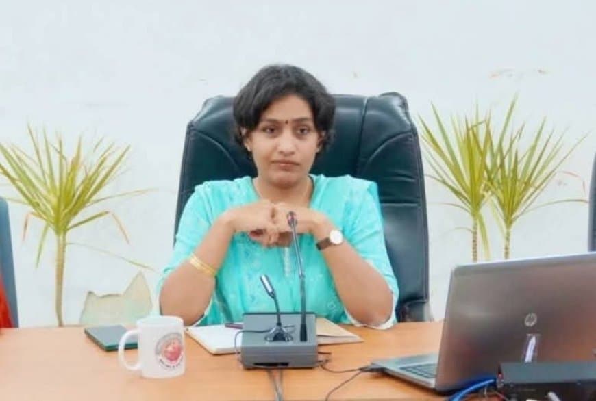 हाईकोर्ट से भोपाल नगर निगम कमिश्नर संस्कृति जैन को मिली राहत   