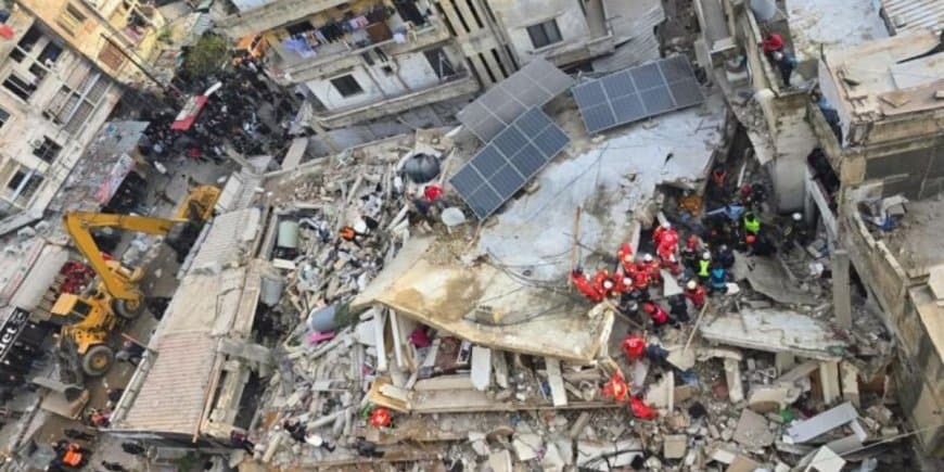  उत्तरी लेबनान के त्रिपोली में इमारत ढही... पांच लोगों की मौत