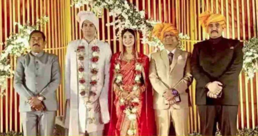 मध्यप्रदेश: आईएएस अवि प्रसाद ने अब डिप्टी सेक्रेटरी से की तीसरी शादी