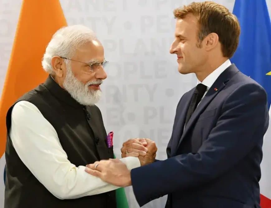 फ्रांस के राष्ट्रपति आए भारत...खास अंदाज में पीएम मोदी ने कहा-वेलकम मेरे प्यारे दोस्त