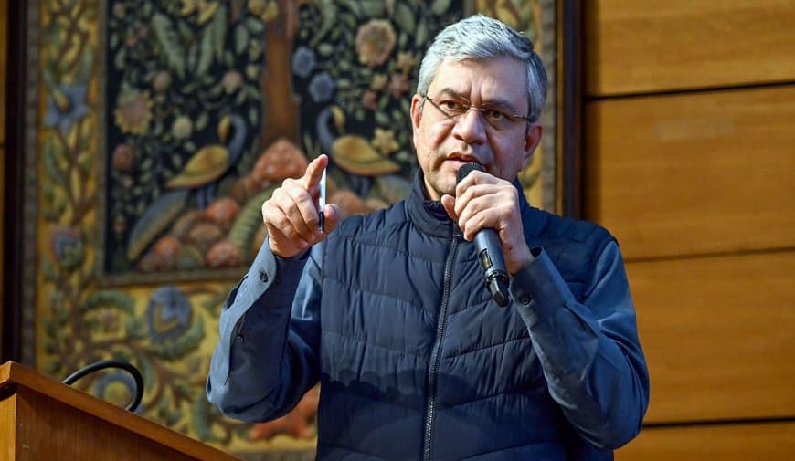 इंडिया एआई इम्पैक्ट समिट: मंत्री वैष्णव ने किया एआई का यूपीआई बनाने का एलान