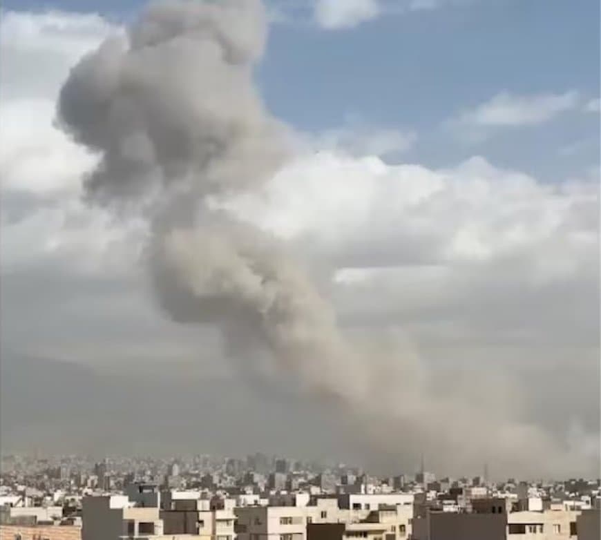 अलर्ट: इजरायल और अमेरिका ने मिलकर ईरान पर बोला- आक्रमण