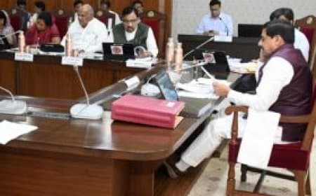 MP Cabinet Meeting 2026: 33240 करोड़ की योजनाओं और यंग इंटर्न्स प्रोग्राम को मंजूरी