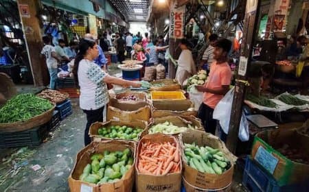 भारत: सरकार ने माना-फरवरी में थोक महंगाई दर बढ़ी 2.13 फीसदी 