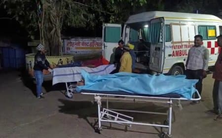 मंडला में बड़ा हादसा: जर्जर पुल से नीचे गिरी बाइक, चार युवकों की मौत