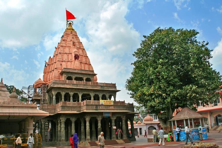 उज्जैन: बाबा महाकाल मंदिर के शिखर पर लहराएगा ब्रह्म ध्वज