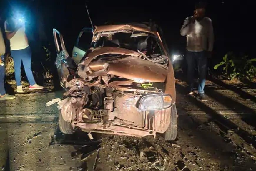 मध्यप्रदेश: रफ्तार बनी काल... ट्रैक्टर-ट्रॉली में घुसी कार... दो की मौत