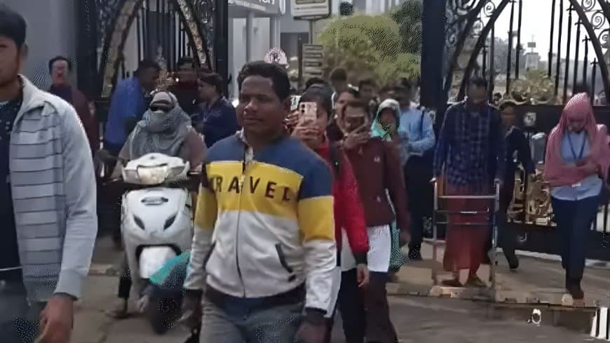 भोपाल : AIIMS और पीपुल्स यूनिवर्सिटी को मिली बम से उड़ाने की धमकी, साइबर सेल जांच में जुटी