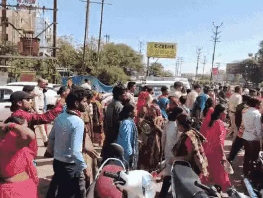 भोपाल: युवक की मौत के बाद अस्पताल में बवाल... पुलिस को मारे पत्थर