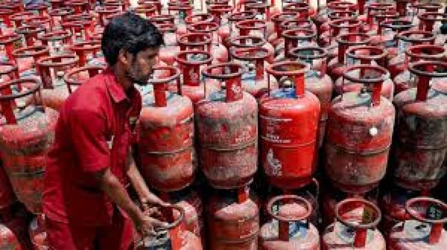 PNG कनेक्शन है तो सरेंडर करना होगा LPG सिलेंडर: सरकार का नया आदेश और ऑयल टैंकर अपडेट