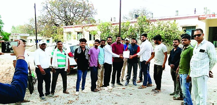 तारीख पर तारीख, सतना-सेमरिया सड़क जर्जर, अब जल सत्याग्रह की चेतावनी