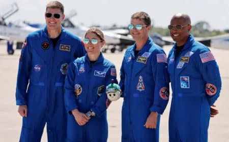 पांच दशक बाद इतिहास की दहलीज पर नासा, भेजे चार अंतरिक्ष यात्री
