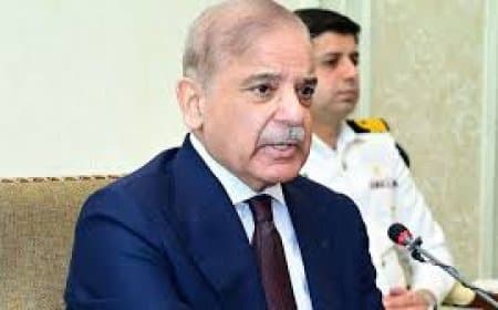 Pakistan Fuel Crisis: पाकिस्तान में ईंधन संकट, रात 8 बजे बंद होंगे बाजार, शादियों पर भी पाबंदी