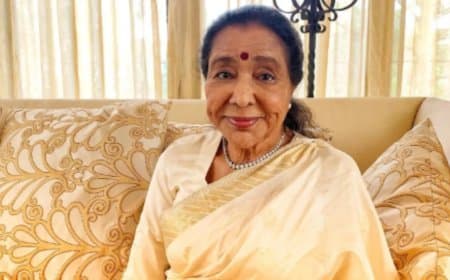 भारत: सुरों की मल्लिका आशा भोसले मुंबई के ब्रीच कैंडी अस्पताल में भर्ती   