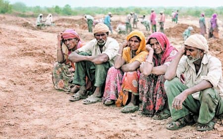 मनरेगा बंद, नई जी राम जी योजना लागू, हजारों अधूरे कामों पर संकट