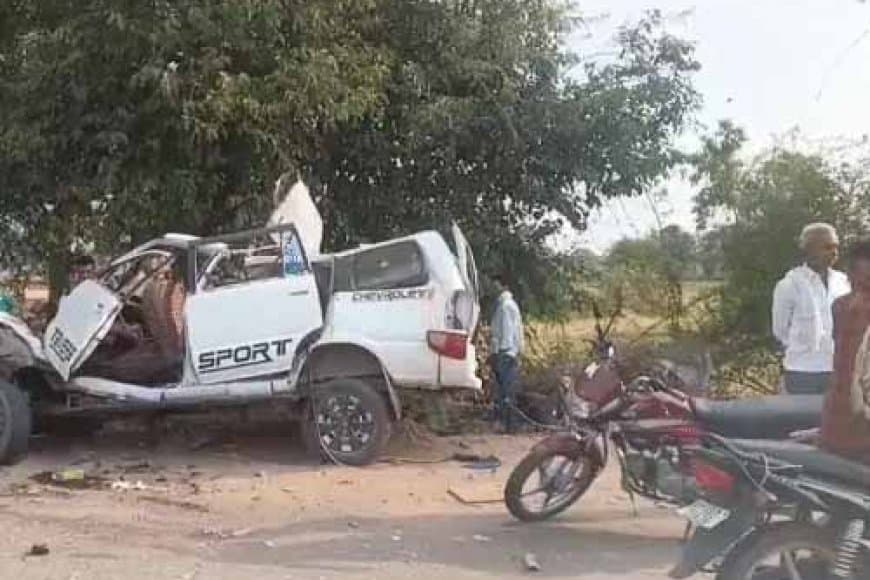 मध्यप्रदेश: नर्मदापुरम-पिपरिया स्टेट हाईवे पर टवेरा और ट्रैक्टर-ट्रॉली की भिड़ंत, पांच लोगों की मौत, सात गंभीर