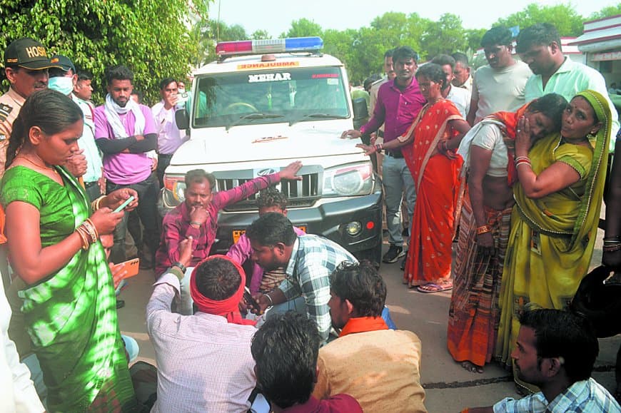 ब्रेन ट्यूमर ऑपरेशन के बाद अस्पताल में हंगामा, परिजनों ने लगाए गंभीर आरोप