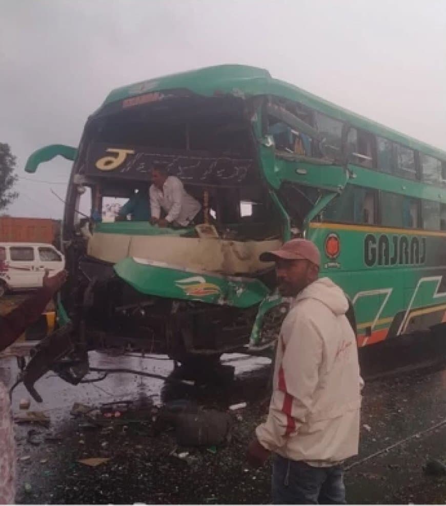 मध्यप्रदेश में हादसा: जोधपुर से इंदौर जा रही बस रतलाम में ट्रक से टकराई