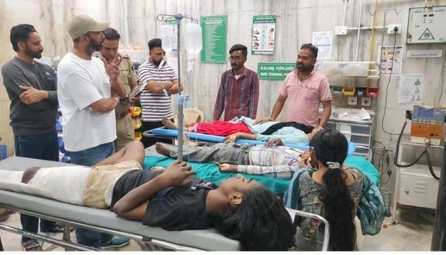 पंजाब में भीषण हादसा: फतेहगढ़ साहिब में पलटी बस, छह श्रद्धालुओं की मौत... 25 घायल