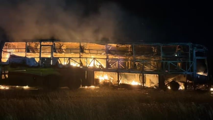 हैदराबाद: एसी स्लीपर बस में लगी आग, बाल-बाल बचे सभी यात्री 