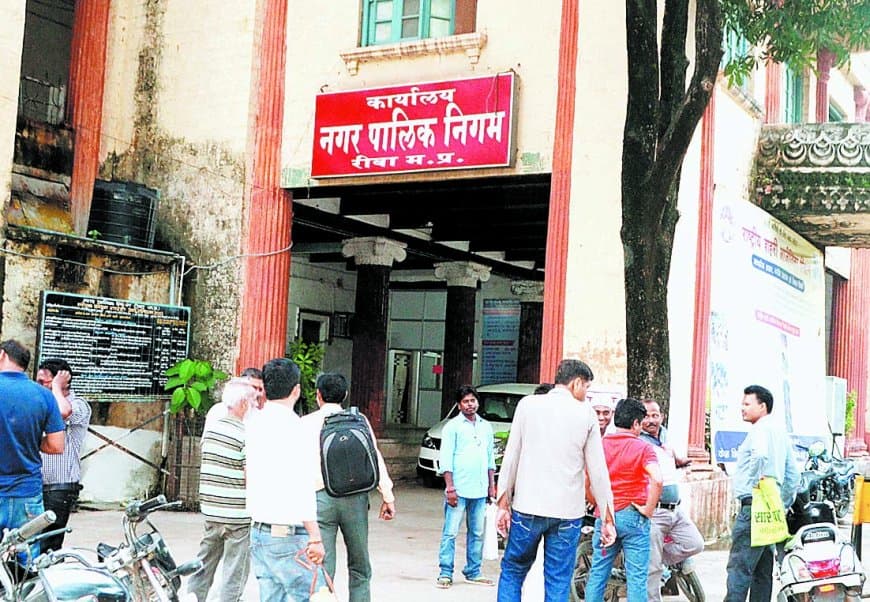 हाईकोर्ट में विवादित जमीन पर निगम ने दी निर्माण अनुमति, बड़ी लापरवाही उजागर