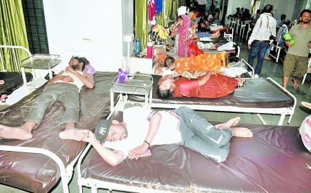 पीएनसी वार्ड में पुरुष भीड़ से निजता खतरे में, अस्पताल व्यवस्था पर गंभीर सवाल