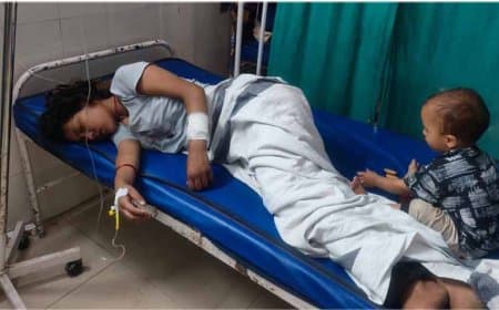 मध्यप्रदेश: नरसिंहपुर में हादसा... नेपाल से बेंगलुरु जा रही यात्री बस पलटी, एक दर्जन यात्री लहूलुहान