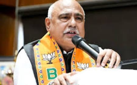 MP 'सौभाग्य' के शक्ति प्रदर्शन पर,  खंडेलवाल की नसीहत, मोदी की सलाह-हमारी जिम्मेदारी है