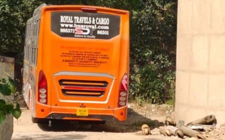 दिल्ली में हैवानियत: बस में महिला के साथ गैंग रेप