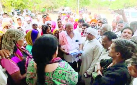 स्मार्ट मीटर और बिजली बिलों के विरोध में सड़कों पर उतरा जनआक्रोश छतरपुर में