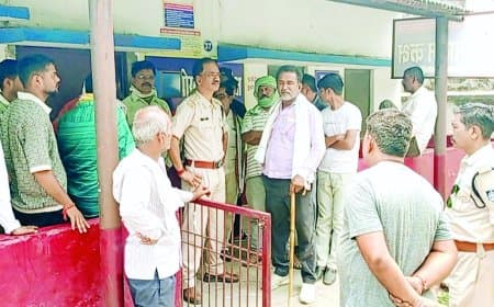 साल्वेंट प्लांट में भीषण आग, ऑपरेटर जिंदा जला, सुरक्षा इंतजामों पर उठे गंभीर सवाल