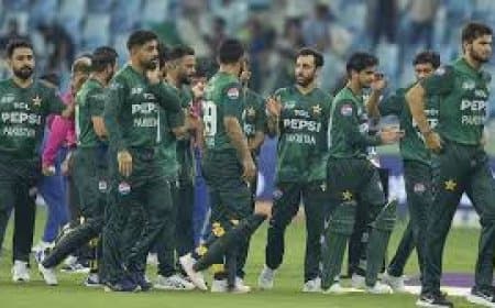 PAK vs AUS: ऑस्ट्रेलिया वनडे सीरीज के लिए पाकिस्तान टीम का एलान, शाहीन अफरीदी कप्तान; बाबर आजम की वापसी