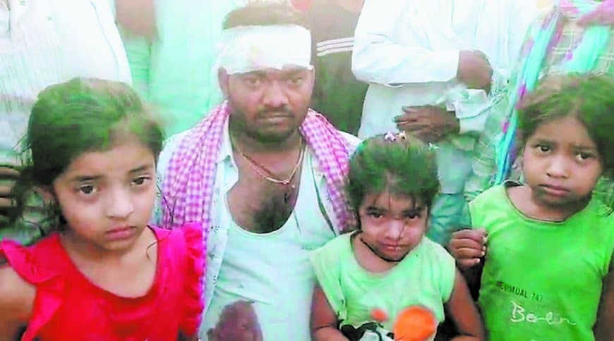 बेलगाम कार ने ई-रिक्शा को मारी टक्कर, पत्नी की हुई मौत, पति घायल