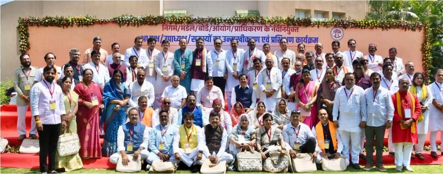 मध्यप्रदेश: सीएम की दो टूक- जनता ने हमें काम के लिए चुना है! कुर्सी का अहम और अकड़ नहीं दिखनी चाहिए  