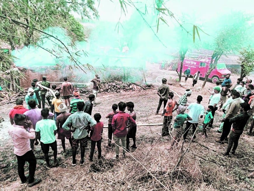 कच्चे मकान में लगी भीषण आग, तीन मासूम बच्चों की दर्दनाक मौत