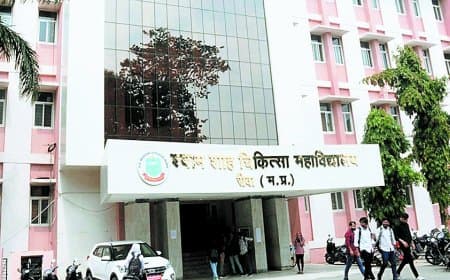 सिर्फ विभाग ही रह गए, सीनियर रेसीडेंट के पद कहीं और चले गए, चहेतों को पदस्थ कर कमा रहे