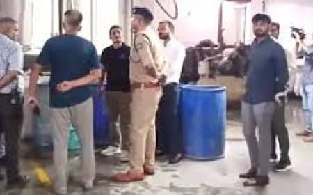 सूरत हादसा: ज्वेलरी फैक्ट्री के केमिकल टैंक की सफाई के दौरान जहरीली गैस से 4 मजदूरों की मौत