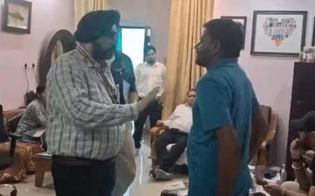  मध्य प्रदेश: जबलपुर में निगम अधिकारी के घर EOW का छापा, करोड़ों की संपत्ति का खुलासा 