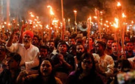 बांग्लादेश में तनाव: भगवान राम की 81 फुट ऊंची मूर्ति का निर्माण रुकने पर हिंदुओं का बड़ा प्रदर्शन